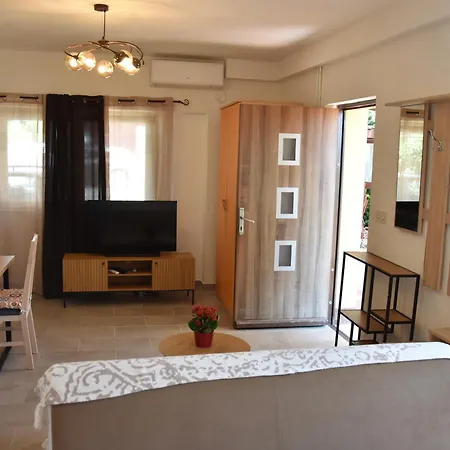 Sandra Novigrad (Istria)